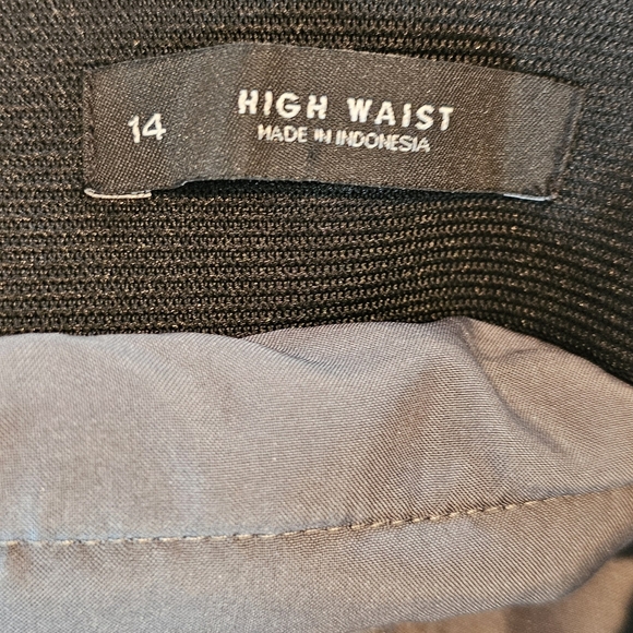 Loft Plaid Pull-On Pants Gray Size 14 - Picture 4 of 10